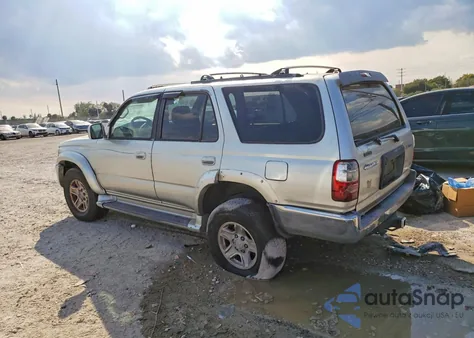 2001 Toyota 4Runner Sr5 z USA, uszkodzony, nr VIN JT3GN86R710181270